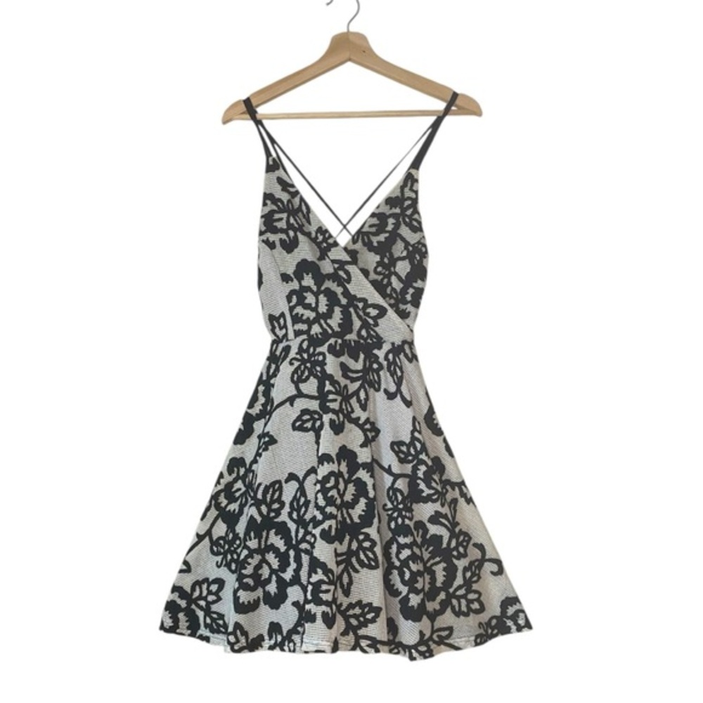 Black Lace Detailing Mini Dress Medium